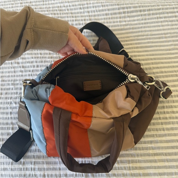 Color Block Shoulder Bag - Picture 2 of 5